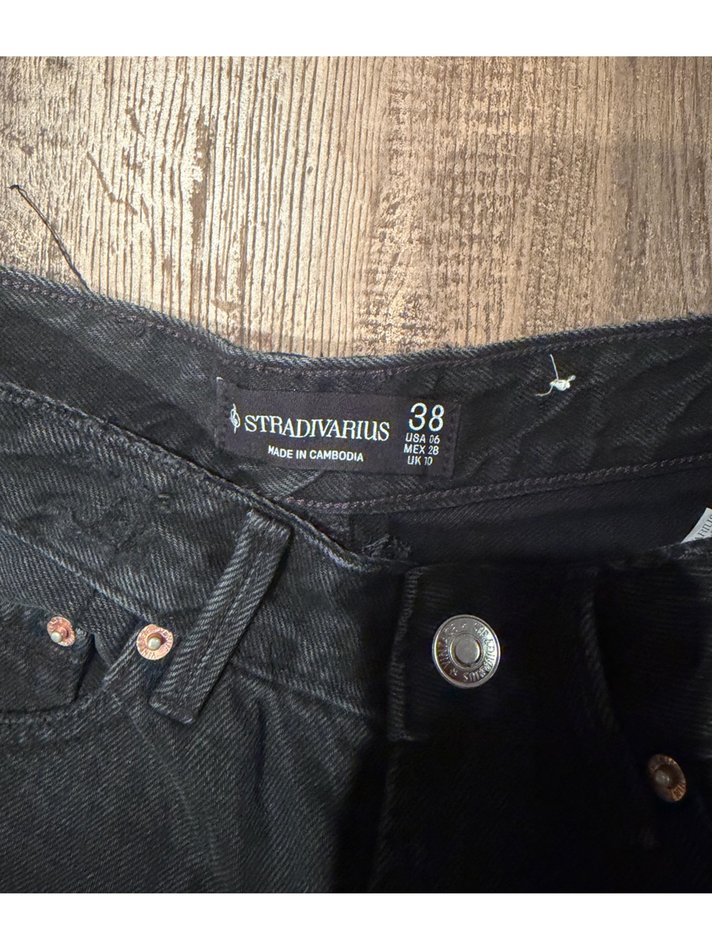 stradivarius Black Distressed Denim Shorts - Picture 2 of 3